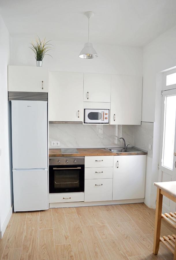 Apartamento En Centro De Ferrol Luaran gambar