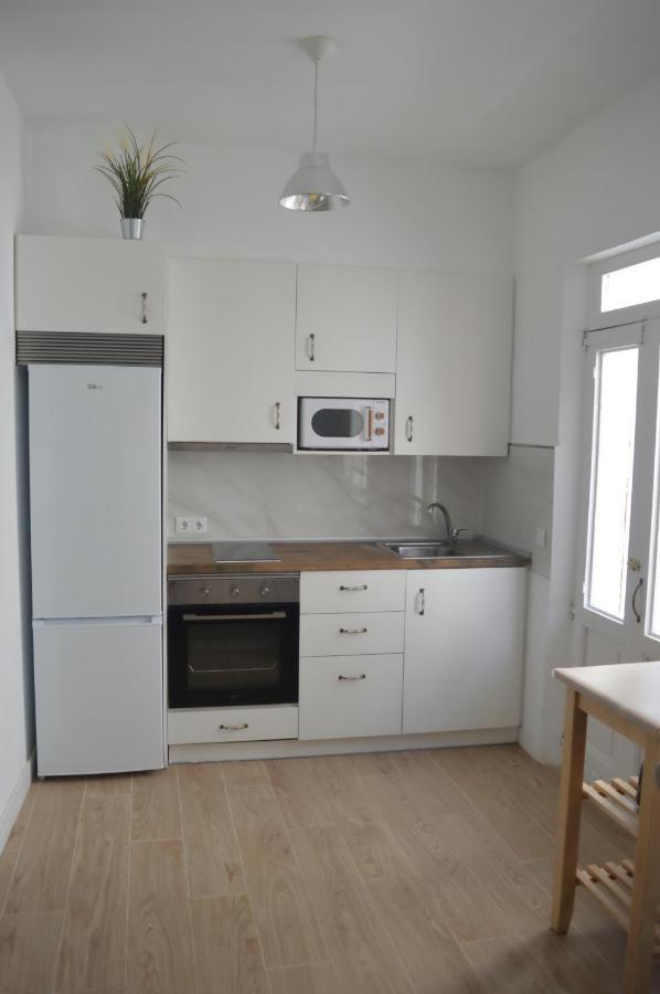 Apartamento En Centro De Ferrol Luaran gambar