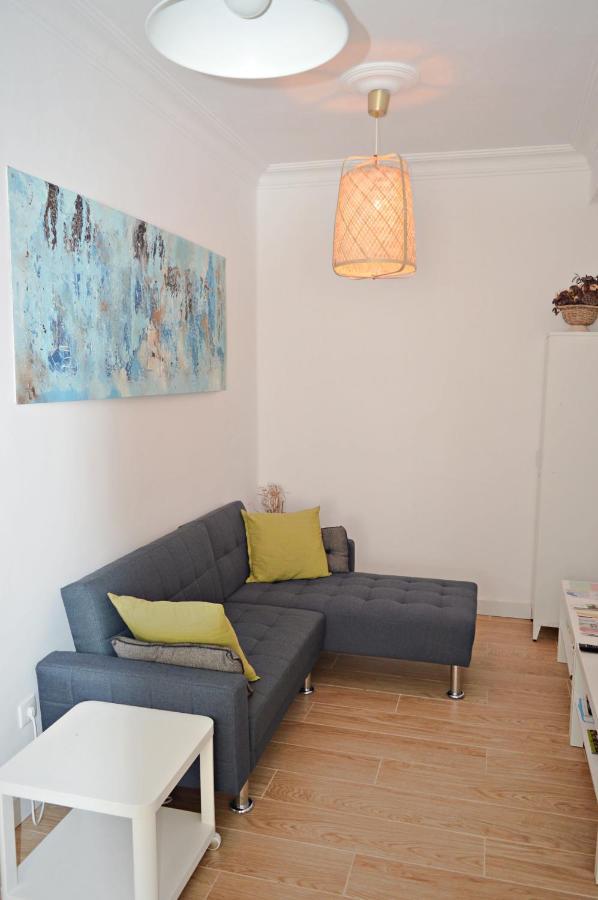 Apartamento En Centro De Ferrol Luaran gambar